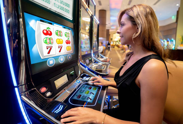 auroratoto1 login mobile app interface showing live dealer tables